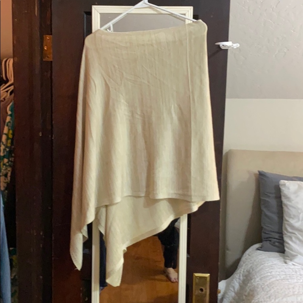 Beige Ponch